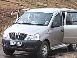Vehicule spacieux, confortable et climatisé (SUV)