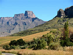 South African Tours with Zafari Tours - Day Trips - Drakensbergen